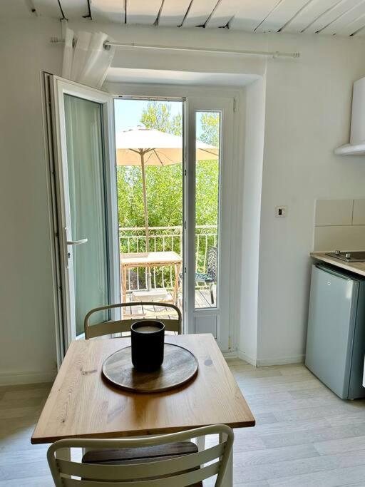 Grand Studio & Terrasse Privee Hyeres Luaran gambar